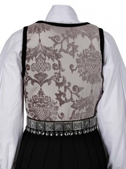 GRÅ PASCAL FESTDRAKT MED KOMPLETT SØLVBELTE OG BUNADSVESKE