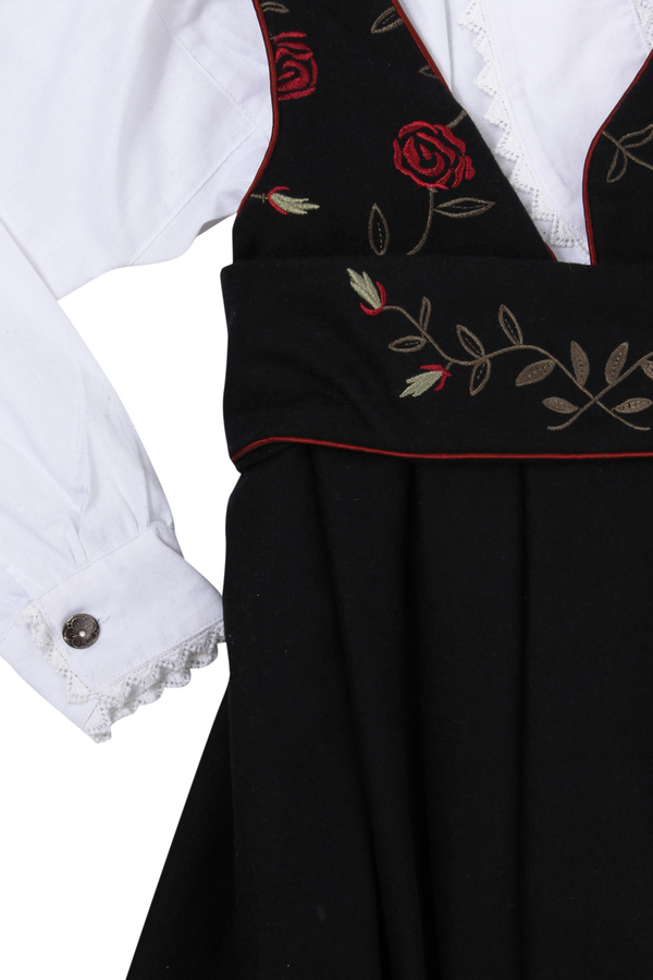 Maxemilia Emma festdrakt