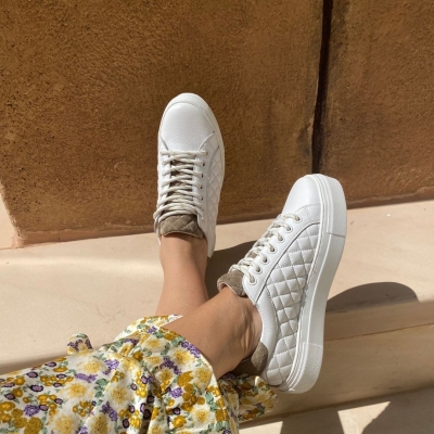 DAYS OF FUN SNEAKERS