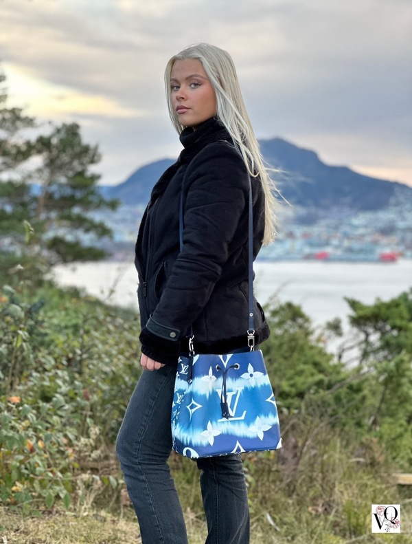 Louis Vuitton Escale Neonoé