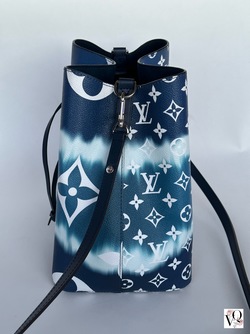 Louis Vuitton Escale Neonoé