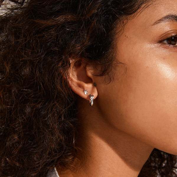 Peace huggie hoops øredobber 2-i-1 sett