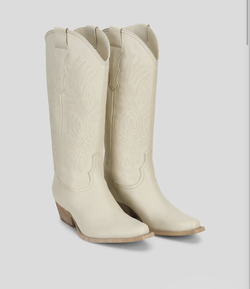 frankie boots  cream  - Phenumb