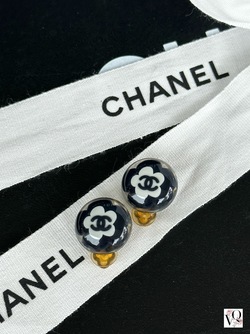Chanel Camélia Earrings