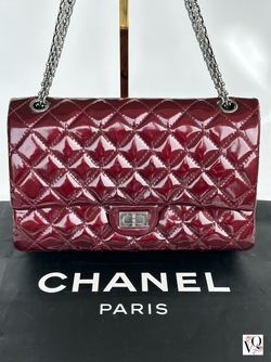 Chanel Reissue 2.55 Medium