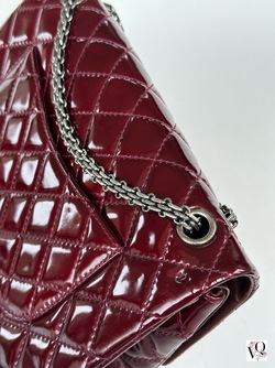 Chanel Reissue 2.55 Medium