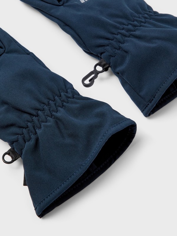 NKNALFA GLOVE7 FO NOOS