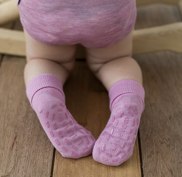 Lillelam ullsokk antiskli