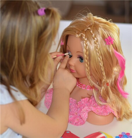 DUKKE - HF SMINKE- OG HÅRDUKKE BLOND