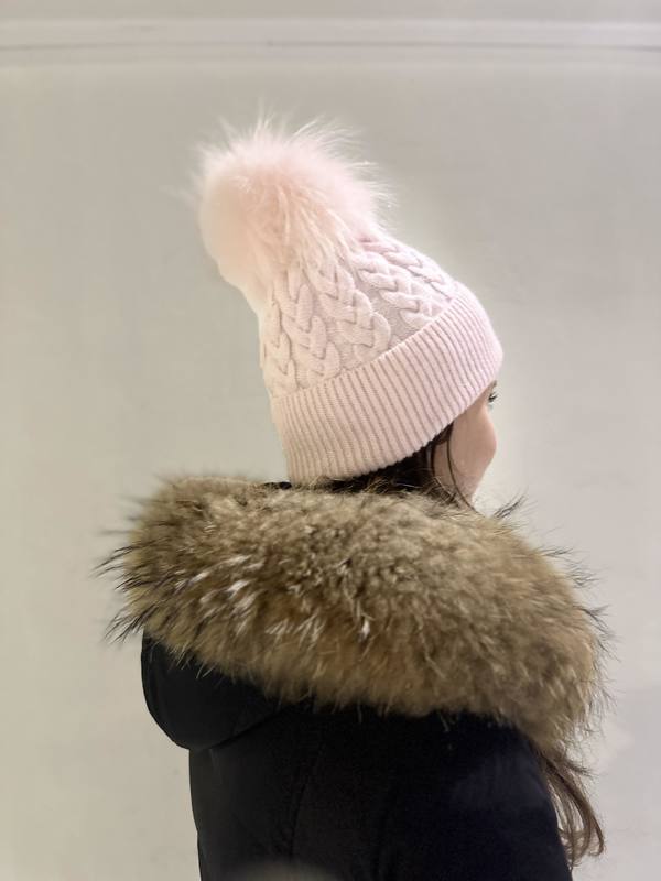 Flettet Ull lue med pelsdusk