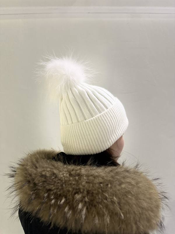 Ribb Ull lue med pelsdusk