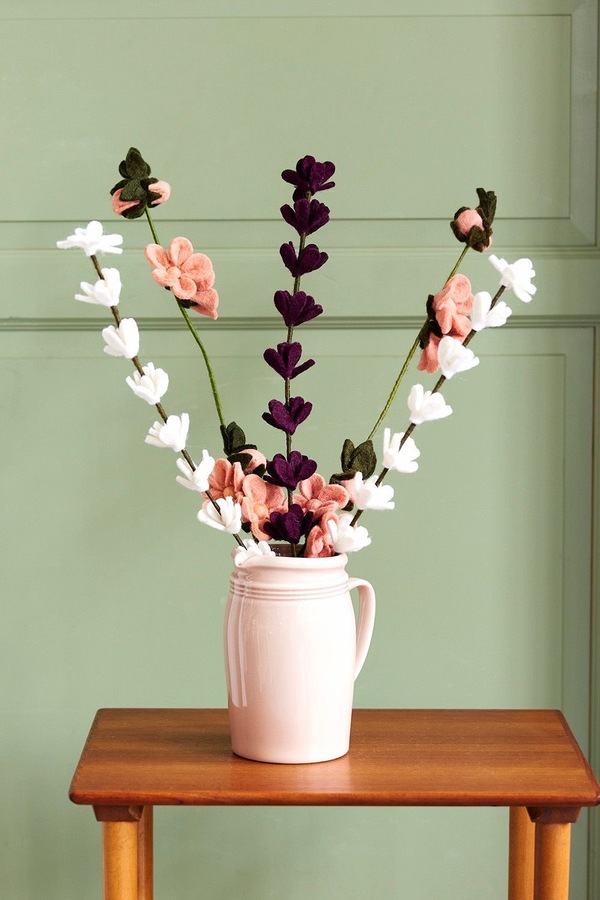 Ullfilt Stilk m/mange blomster, Plomme