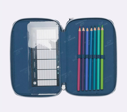 Beckmann Trelags pennal med innhold, Space Mission