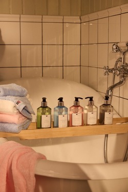 A Rose By Day Håndsåpe, 350ml