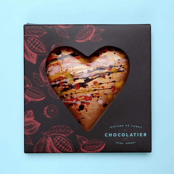 Sjokoladehjerte Fylt Med Hasselknas 