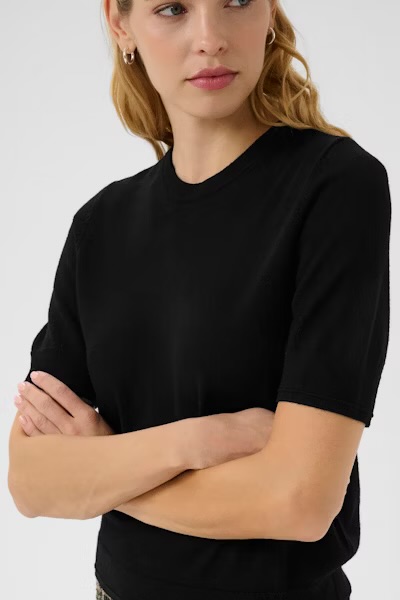 Natanya Topp, strikk