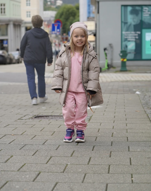 KATTNAKKEN BOBLEREGNJAKKE SLUDD BARN