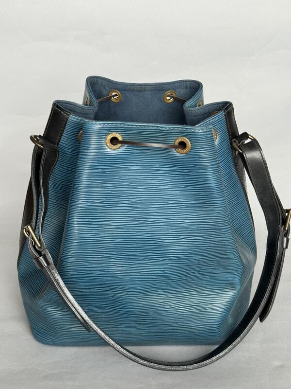 Louis Vuitton Noé PM Epi