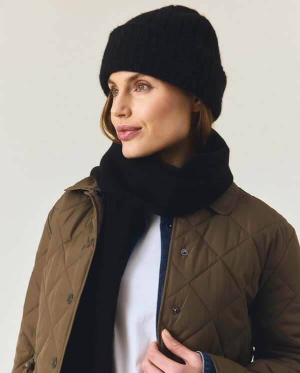 Strikkelue i alpakkablanding