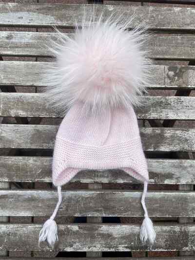 Ull lue dusk og snorer  Lyse rosa - Guttogpike