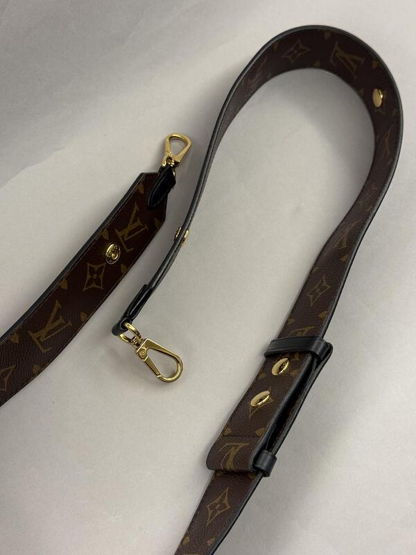 Louis Vuitton Crossbody Reim