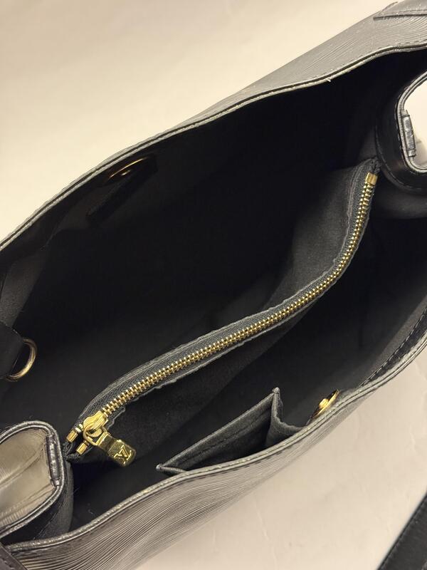 Louis Vuitton Mandala