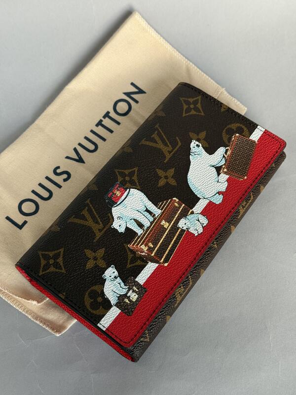 Louis Vuitton Sarah Wallet