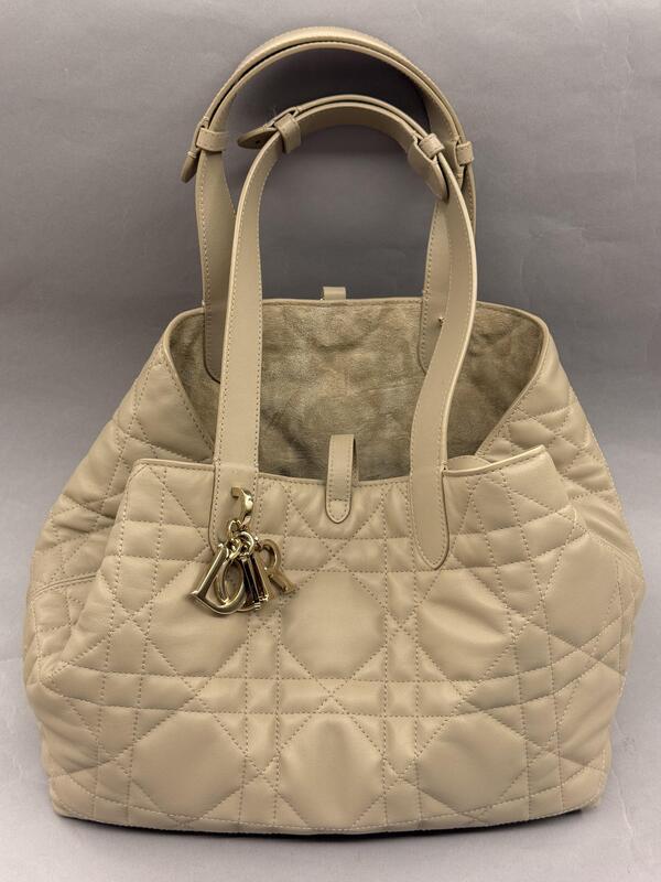 Christian Dior Toujours