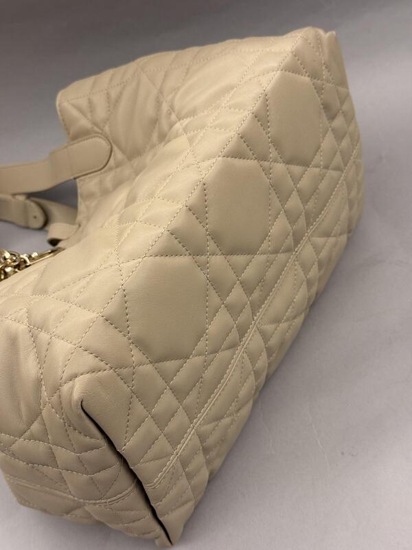 Christian Dior Toujours