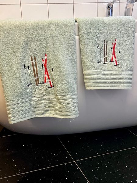 Håndkle med skimotiv Vintage