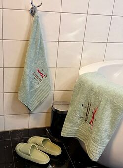 Håndkle med skimotiv Vintage  grønn - Hyttestil