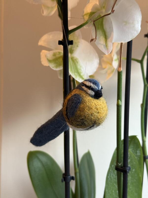 Blåmeis - dekor i ull