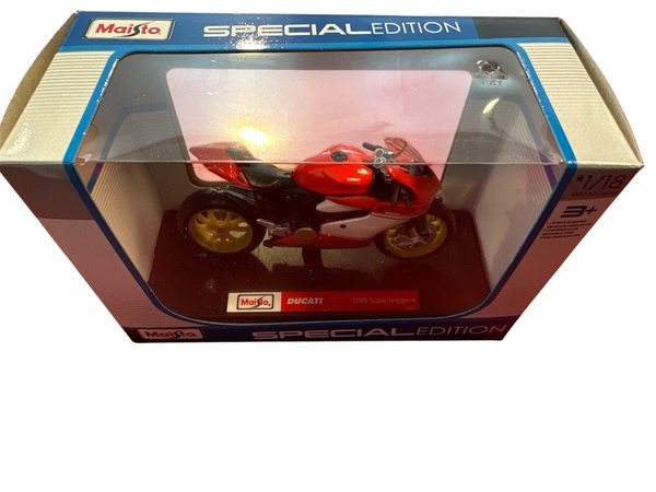 Maisto 1:18 MOTORBIKE Ducati 1199 Superleggera