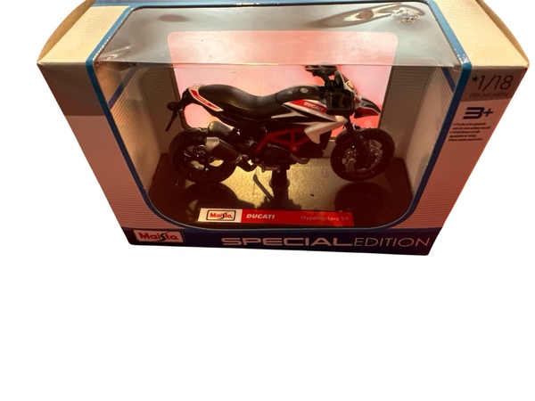 Maisto 1:18 MOTORBIKE Ducati Hypermotard SP
