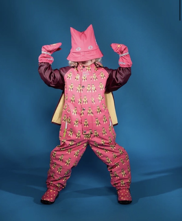  Kattnakken Vinterregndress Slaps Superhelt Superrosa m/kappe