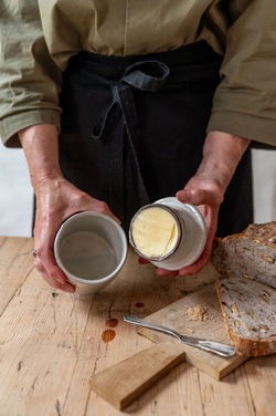 UND Terracotta Smørklokke  Offwhite - UND Signature 