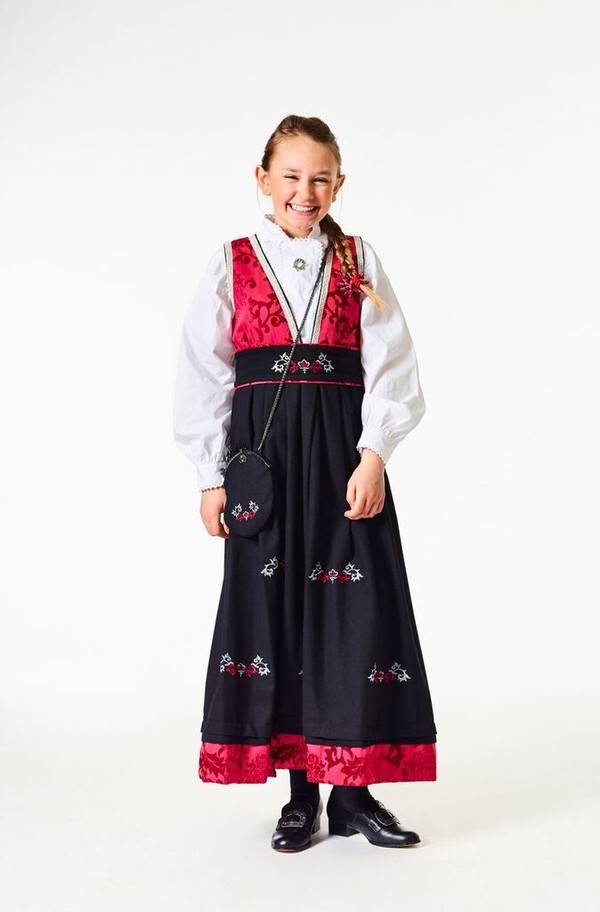 Pascal festdrakt / bunad rød