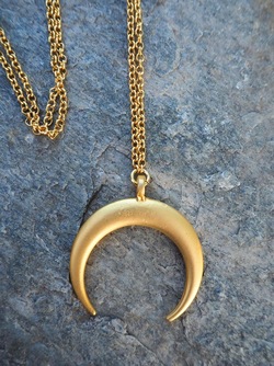 Gold Moon Pendant gull - Isle&Tribe