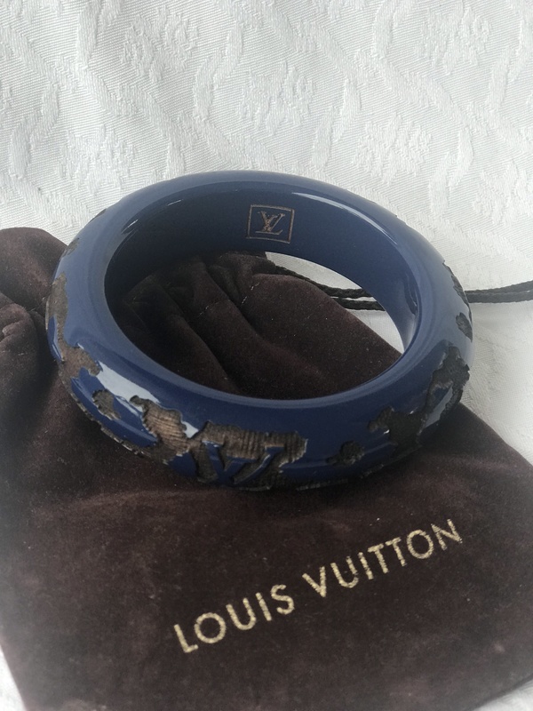 Louis Vuitton Leo Bangle Bracelet
