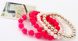 Armbånd - roser og stener cerise/gull - By BeZeen